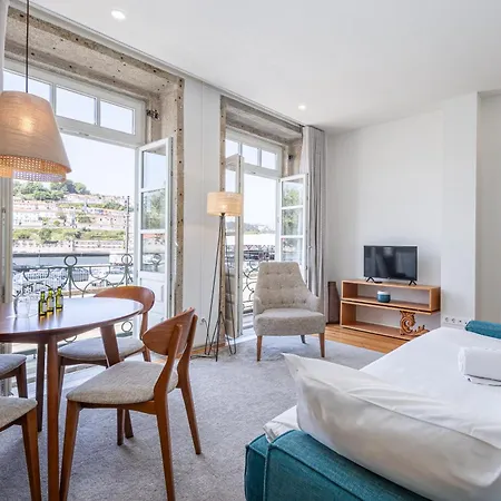 Porta Nobre Boutique By Aspasios Aparthotel 4*