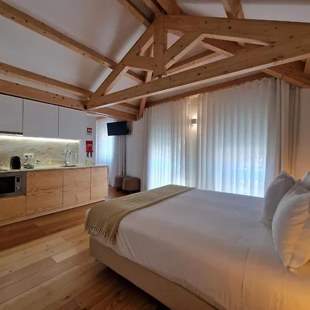 Porta Nobre Boutique By Aspasios Aparthotel 4*