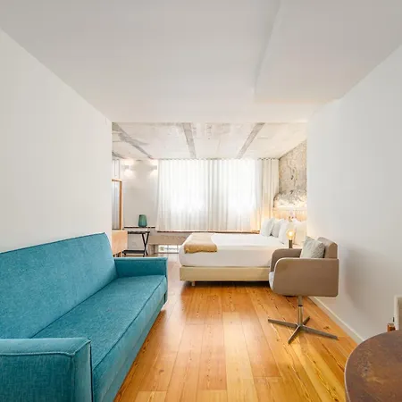 Porta Nobre Boutique By Aspasios Apartahotel